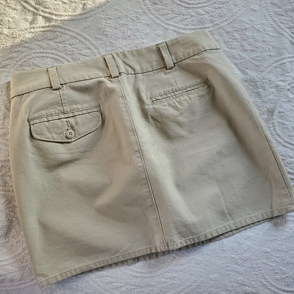 Old Navy Khaki Mini Skirt - Picture 2 of 3